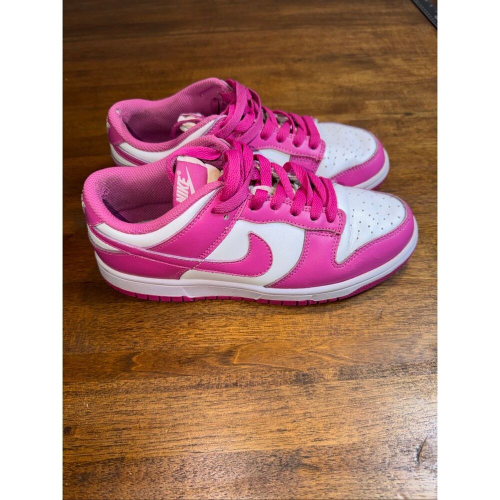 Nike Dunk Low “Laser Fuschia” Colorway‎ Sneakers